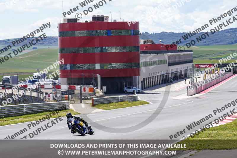 cadwell no limits trackday;cadwell park;cadwell park photographs;cadwell trackday photographs;enduro digital images;event digital images;eventdigitalimages;navarra;no limits trackdays;peter wileman photography;racing digital images;trackday digital images;trackday photos